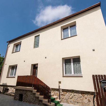 Hello Apartmanhaz 쇼프론 외부 사진