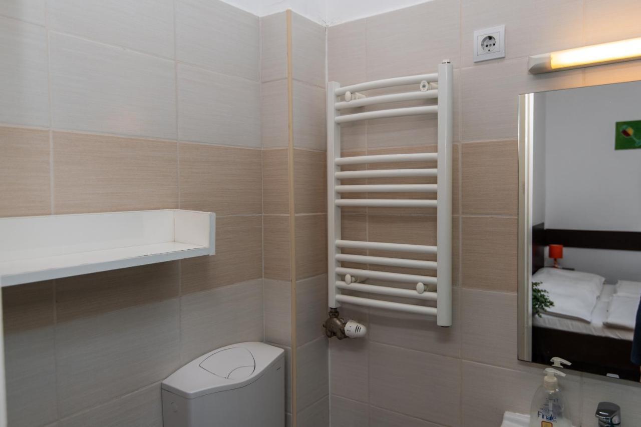 Hello Apartmanhaz 쇼프론 외부 사진