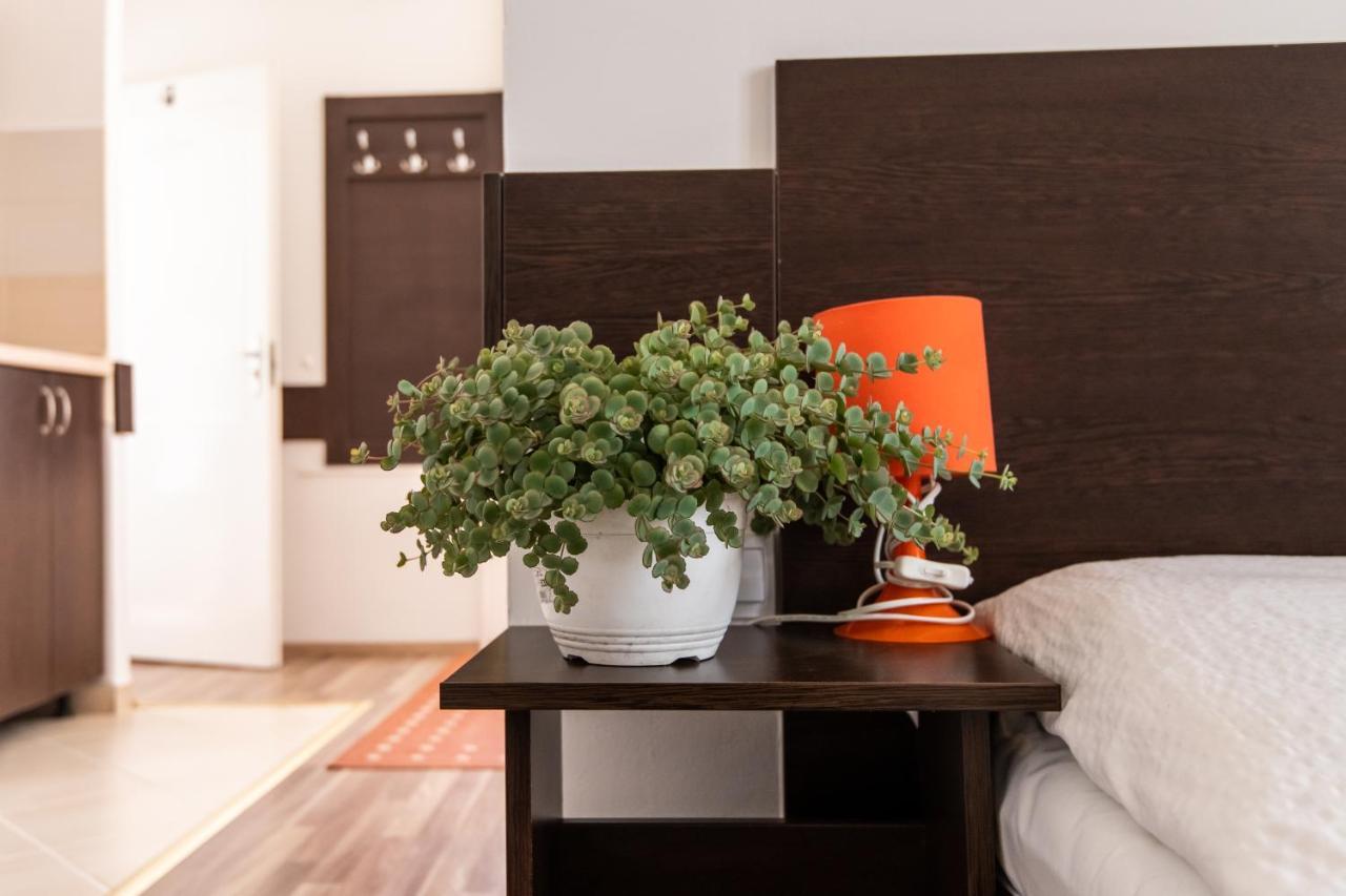 Hello Apartmanhaz 쇼프론 외부 사진